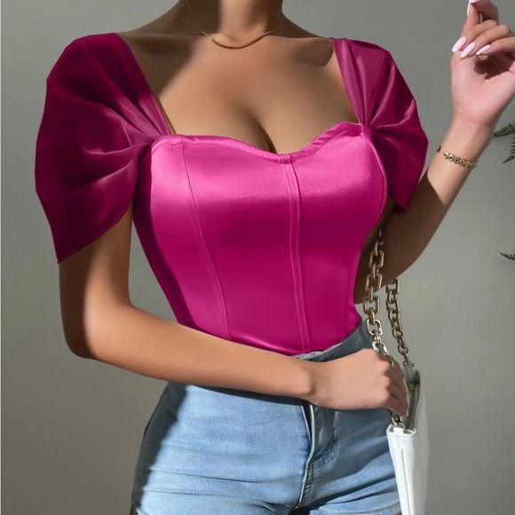 Luxe sweetheart neck satin bodysuit - Picture 15 of 15